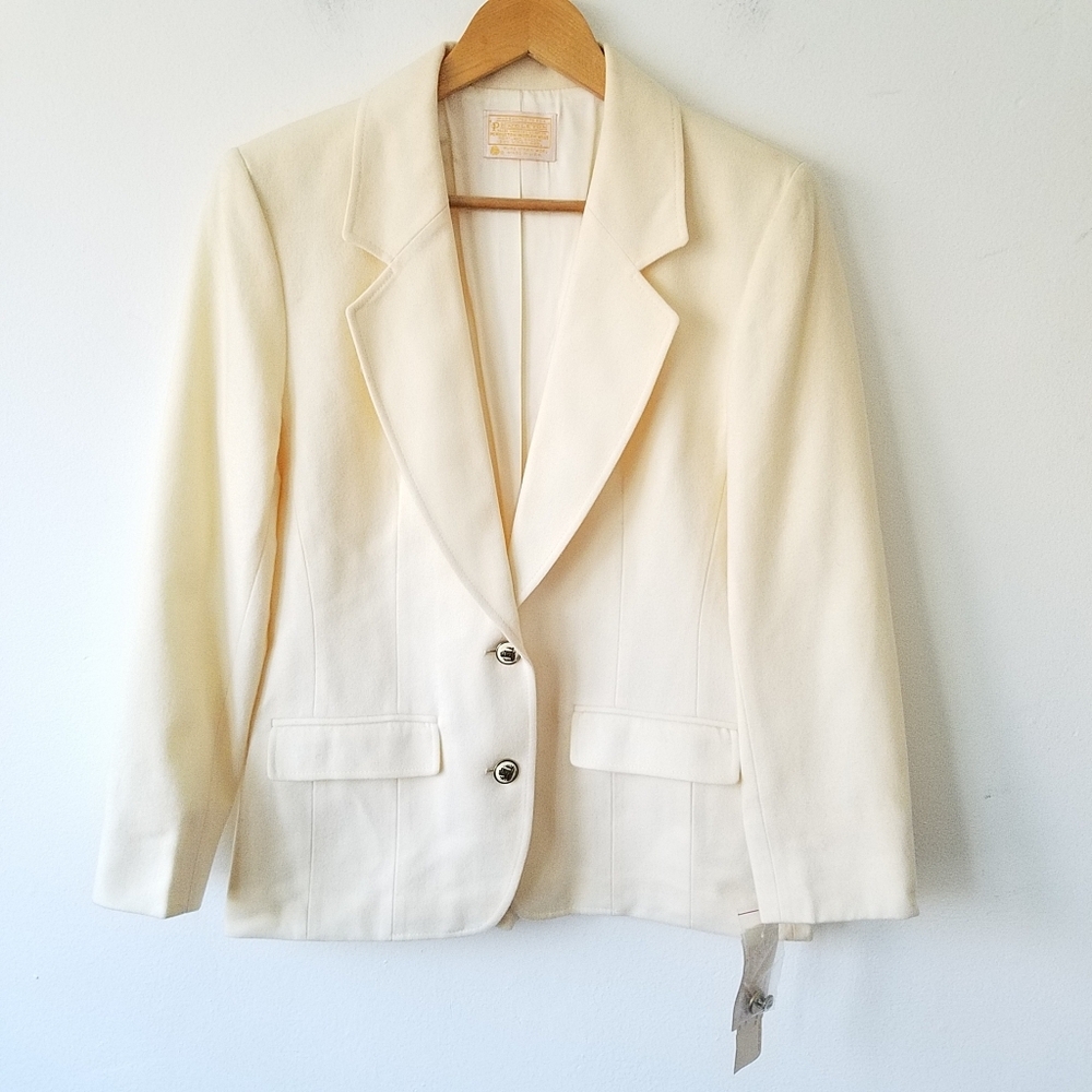 Vintage Pendelton Wodlen Mills 100% Virgin Wool Cream Blazer Jacket Size 6